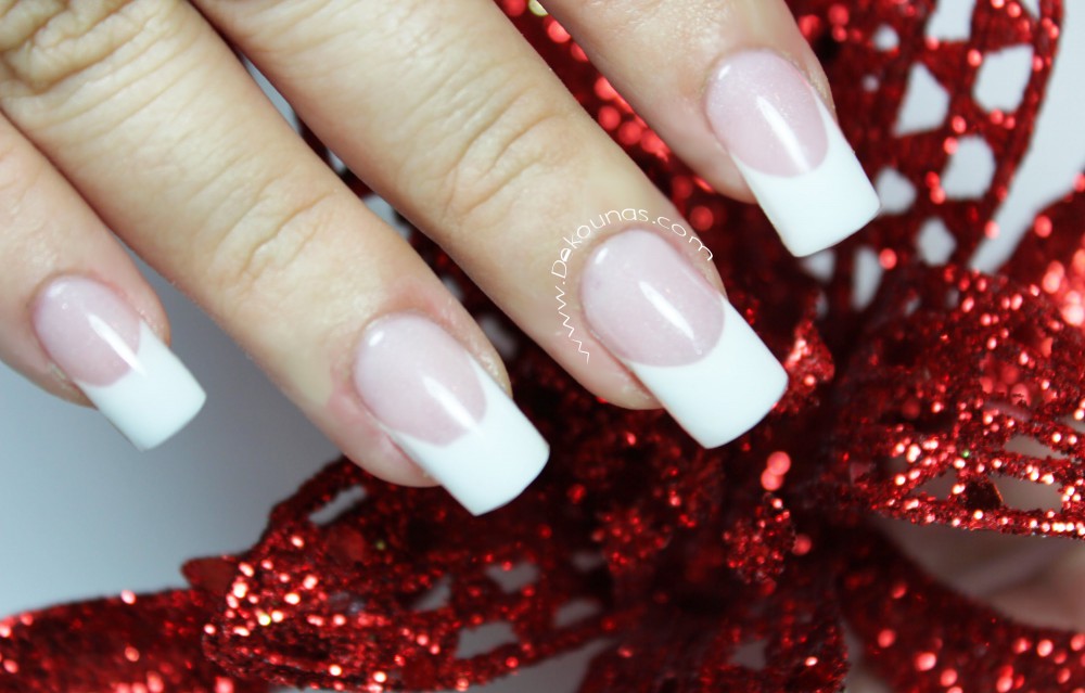 Uñas de gel vs. uñas acrílicas: Diferencias, ventajas y desventajas